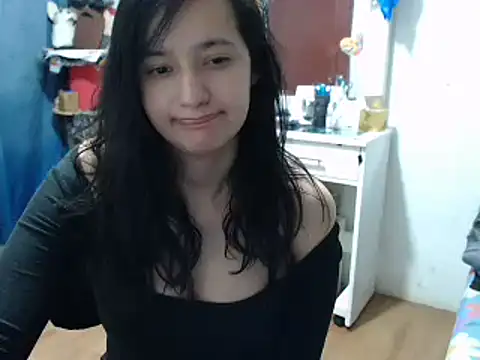 Snapshot of annie_clark2 chatting on December 12, 4:37 am annie clark2 online show from December 12, 4:37 am