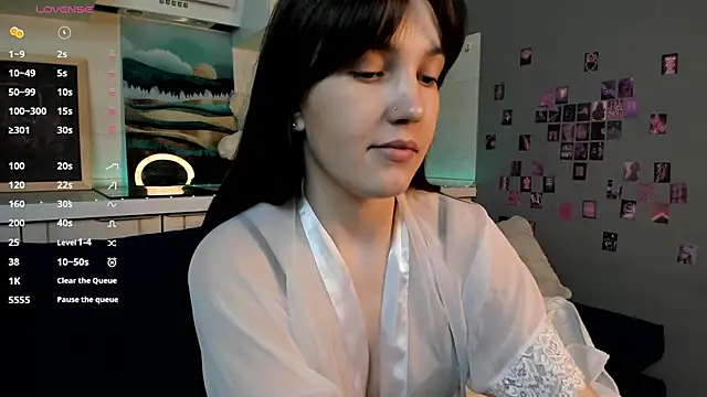 MalvinaDream online show from April 7, 12:55 am