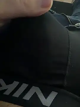 Snapshot of ProvenTobi777 chatting on February 9, 1:26 pm ProvenTobi777 online show from February 9, 1:26 pm