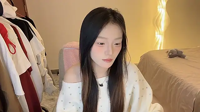 Snapshot of Robin-o3 chatting on November 21, 10:58 am Robin-o3 online show from November 21, 10:58 am