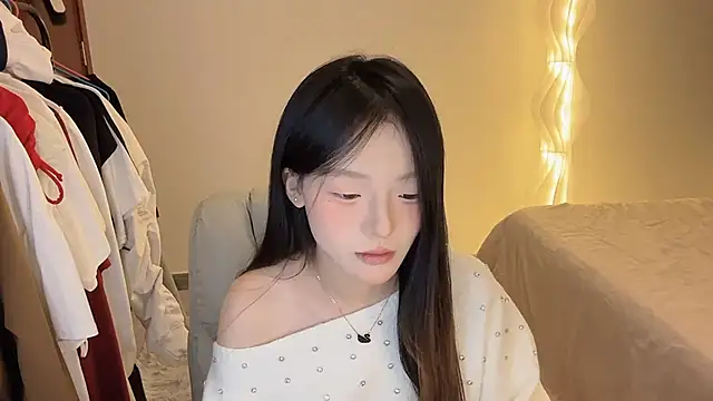 Snapshot of Robin-o3 chatting on November 22, 9:30 am Robin-o3 online show from November 22, 9:30 am