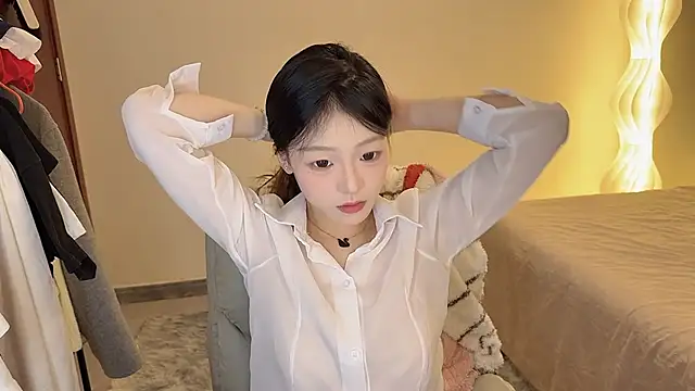 Snapshot of Robin-o3 chatting on December 3, 4:27 pm Robin-o3 online show from December 3, 4:27 pm