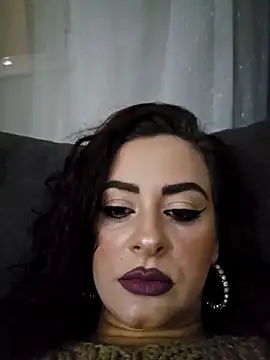 Snapshot of ShineBright88 chatting on February 4, 7:31 pm ShineBright88 online show from February 4, 7:31 pm