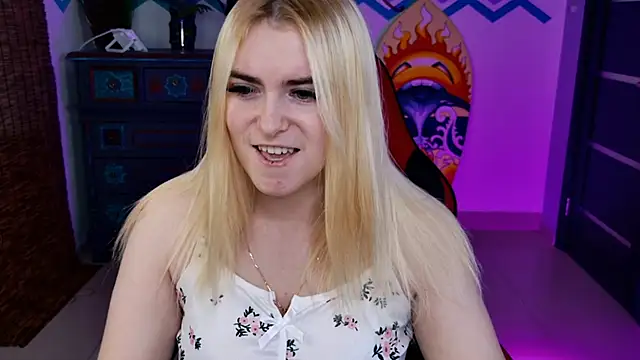 Stef Nicks online show from November 28, 9:12 am