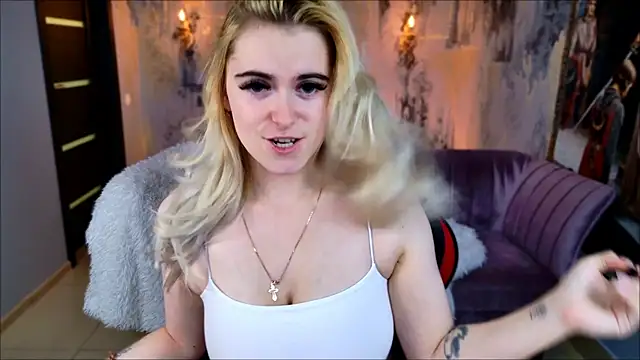Stef Nicks online show from July 9, 5:11 am
