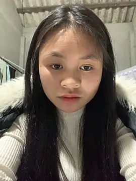 NhuFox online show from February 3, 6:40 am