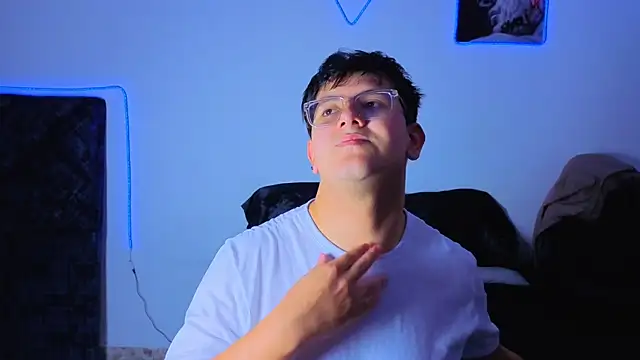 Ryan Doretti online show from December 2, 7:09 pm