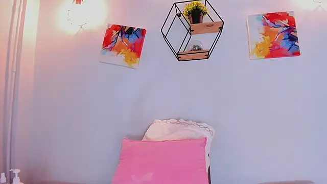 Violet horny05 online show from December 2, 7:20 pm