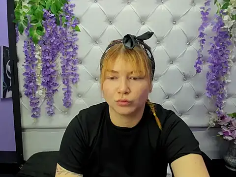 Snapshot of JuliettaRousse69 chatting on September 9, 12:26 pm JuliettaRousse69 online show from September 9, 12:26 pm