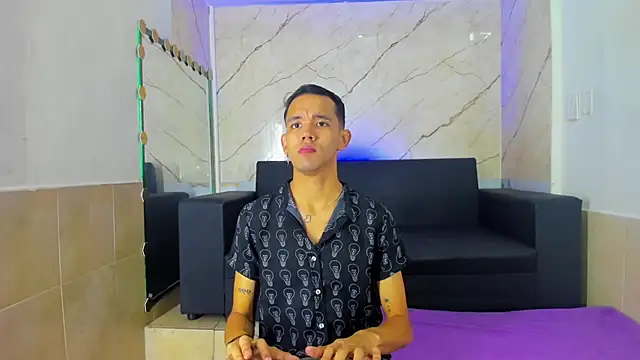 jeremytonner online show from September 21, 3:41 am