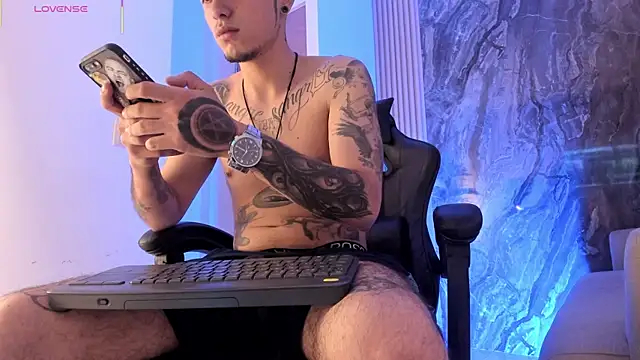 ReyBigx online show from September 11, 10:10 pm