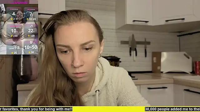 Snapshot of Edena_ chatting on September 13, 6:29 pm Edena online show from September 13, 6:29 pm