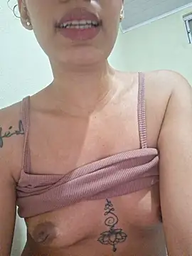 RavenShyfit online show from February 14, 6:43 am