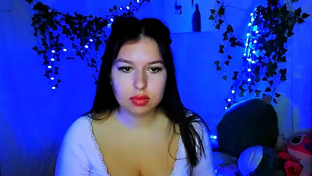 ChloeRicc online show from December 18, 11:16 am