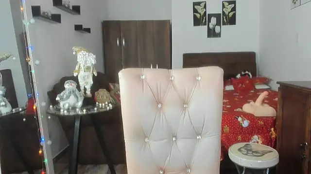 Bryony Sullyvan online show from December 27, 9:00 pm