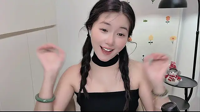 Rosalind xixi online show from May 29, 1:31 pm