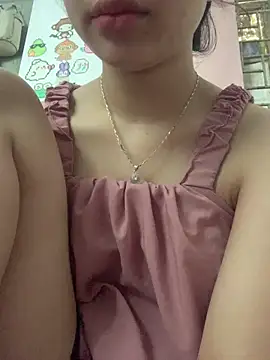 Nguyenha11 online show from April 14, 7:36 am