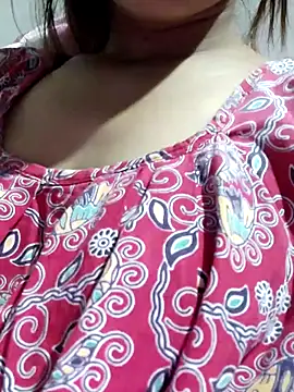Snapshot of sana-5 chatting on April 24, 2:30 pm sana-5 online show from April 24, 2:30 pm