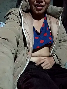 Snapshot of TinTin321 chatting on January 5, 11:30 pm TinTin321 online show from January 5, 11:30 pm