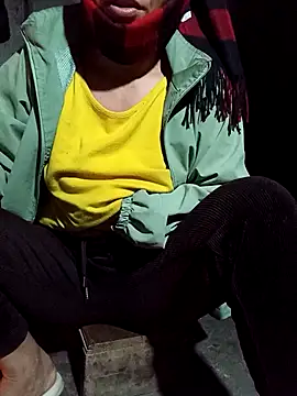 Snapshot of TinTin321 chatting on February 3, 11:43 pm TinTin321 online show from February 3, 11:43 pm