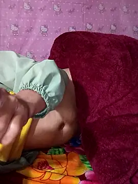 Snapshot of TinTin321 chatting on March 6, 11:50 am TinTin321 online show from March 6, 11:50 am