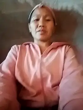 Snapshot of TinTin321 chatting on March 7, 2:52 am TinTin321 online show from March 7, 2:52 am