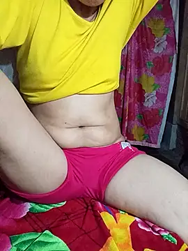 Snapshot of TinTin321 chatting on March 31, 9:15 pm TinTin321 online show from March 31, 9:15 pm