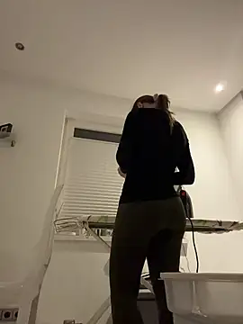 IsabellaEtha online show from October 9, 9:13 pm