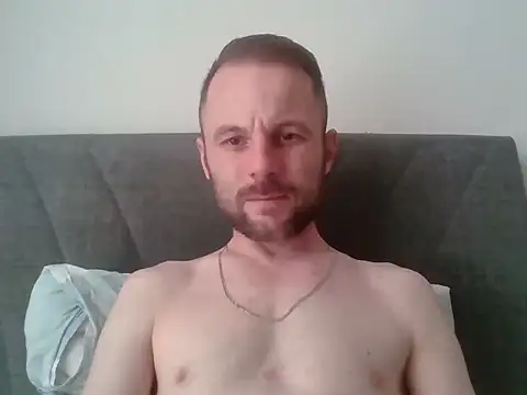 isimsizsikicii online show from April 8, 3:01 pm