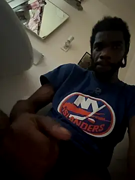 Snapshot of BigBDMari chatting on September 24, 10:13 pm BigBDMari online show from September 24, 10:13 pm