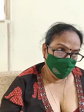 heera-rani online show from May 30, 7:05 am
