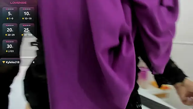 azaharaaa  online show from September 9, 11:43 am