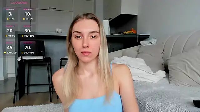 Sunny Rina  online show from April 11, 7:13 am