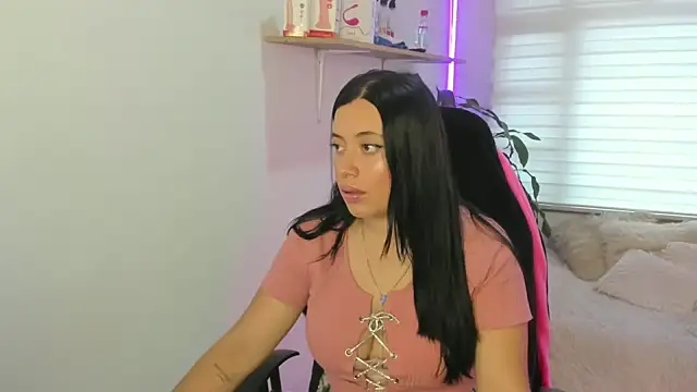 Snapshot of celeste_bonnet1 chatting on September 18, 7:16 pm celeste bonnet1 online show from September 18, 7:16 pm