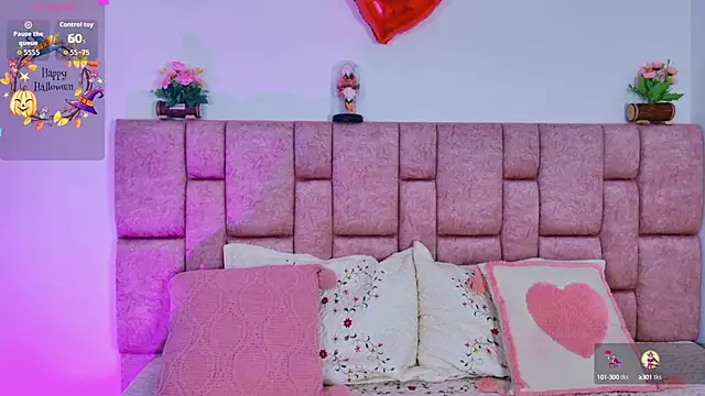 ScarlettLuxe online show from October 18, 1:01 pm