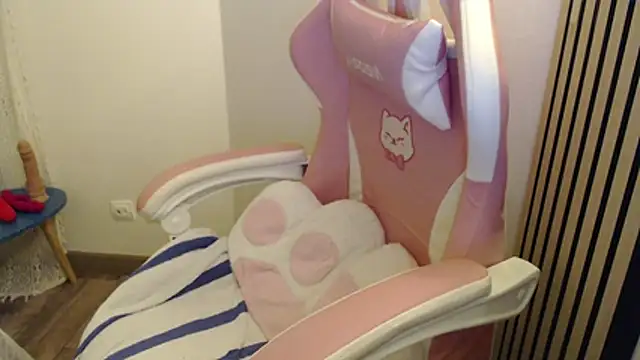 la marseillaise online show from February 3, 8:25 pm