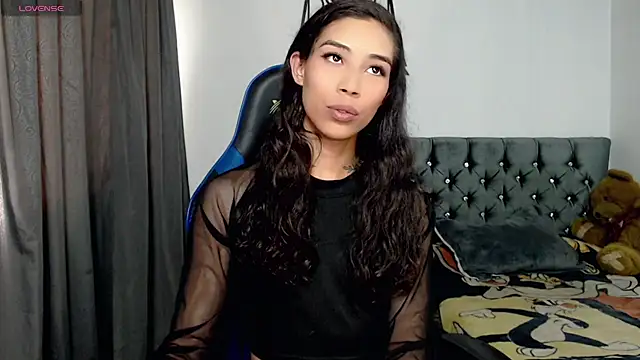 Sweet-Cris online show from December 16, 7:08 pm