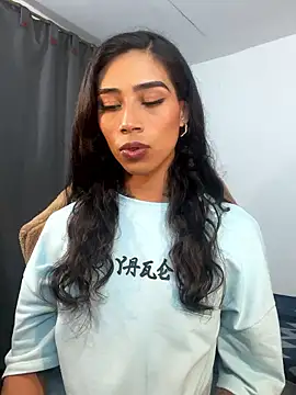 Snapshot of Sweet-Cris chatting on January 15, 7:50 pm Sweet-Cris online show from January 15, 7:50 pm