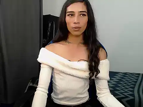 Snapshot of Sweet-Cris chatting on February 19, 5:42 pm Sweet-Cris online show from February 19, 5:42 pm