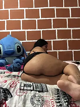 Rachellcooperrr online show from March 29, 8:31 pm