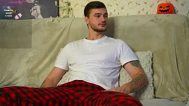 johnstoneisland online show from October 17, 8:06 am