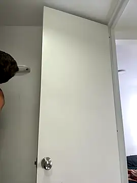 Snapshot of aronn_tay chatting on October 29, 4:42 pm aronn tay online show from October 29, 4:42 pm