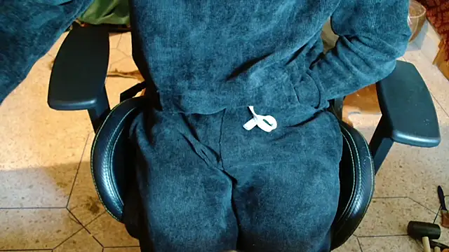 JUSTFORRICH online show from February 16, 8:21 am