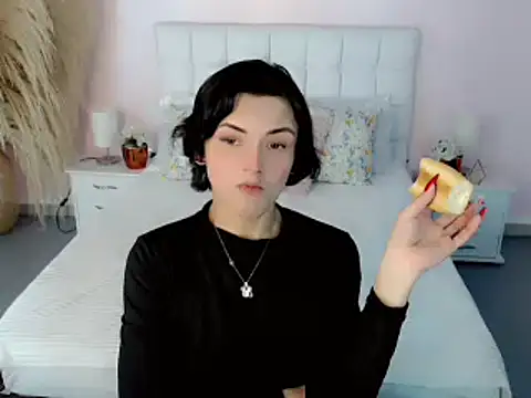 Snapshot of nathalialoes1 chatting on October 12, 7:13 pm nathalialoes1 online show from October 12, 7:13 pm