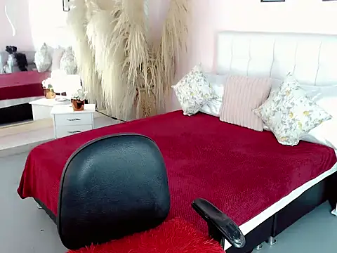 Snapshot of nathalialoes1 chatting on November 19, 6:52 pm nathalialoes1 online show from November 19, 6:52 pm