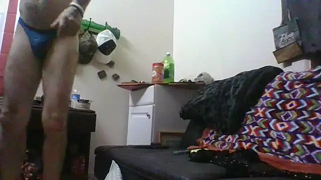 Snapshot of jarjar83 chatting on October 11, 6:56 am jarjar83 online show from October 11, 6:56 am