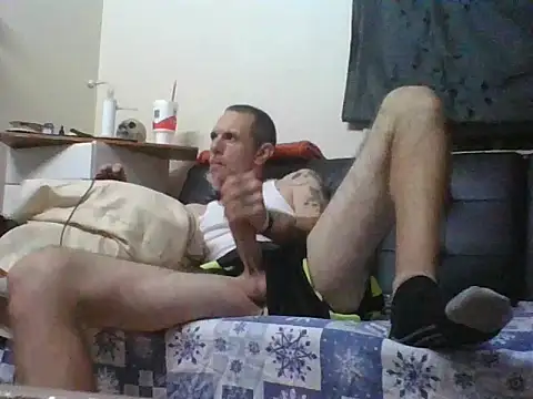 Snapshot of jarjar83 chatting on October 17, 4:48 am jarjar83 online show from October 17, 4:48 am