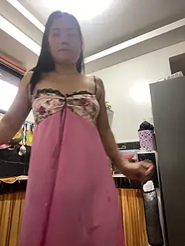 wildpussycat69 online show from May 5, 3:36 am