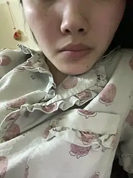 Xu Xubaby online show from October 19, 3:45 pm