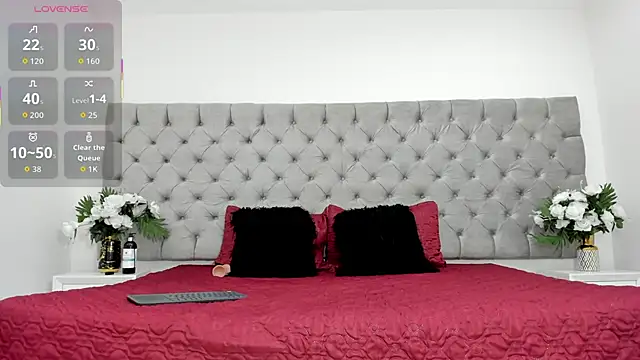 KellyRooss online show from October 10, 7:24 pm